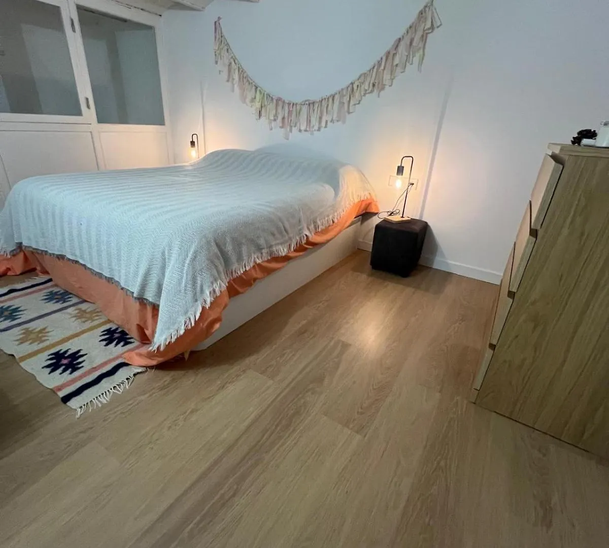 Habitacion Privada En Bello Apartamento Compartido Barcelona Hostel